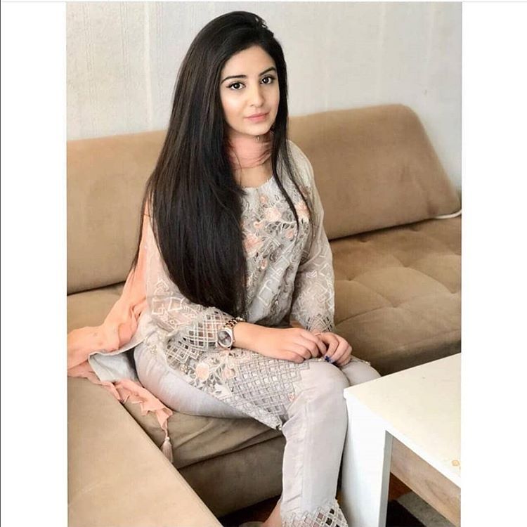 Karachi Models Service Fast and&nbsp;Easy